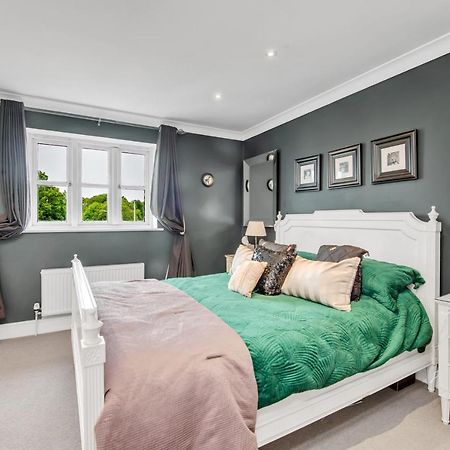 Stylish 3 Bedroom Townhouse For 5 Guests, Set In The Medieval Grid With Off Street Parking Bury St. Edmunds Exterior photo